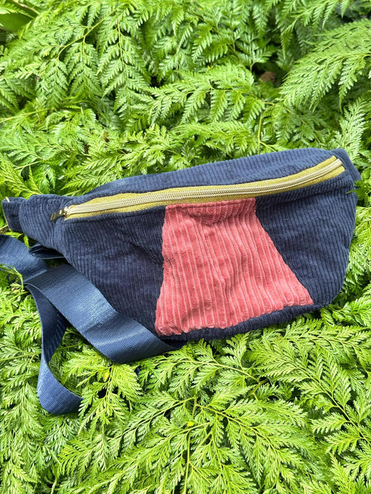 Sac banane - velours côtelé bleu foncé/saumon